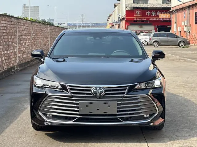 TOYOTA Asian dragon 2.0L XLE Exclusive Edition Country VI