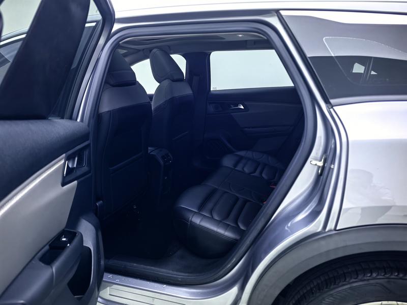 Citroen Versailles C5 X 2022