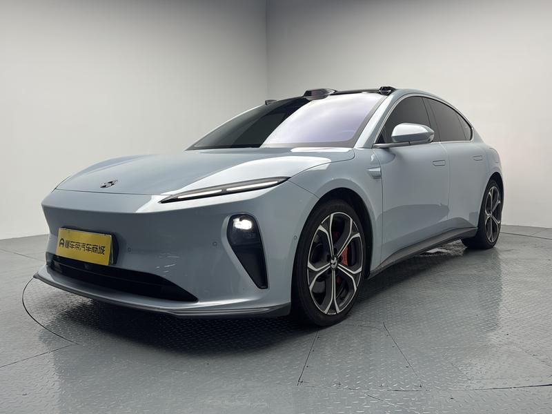 NIO NIO ET5 2022