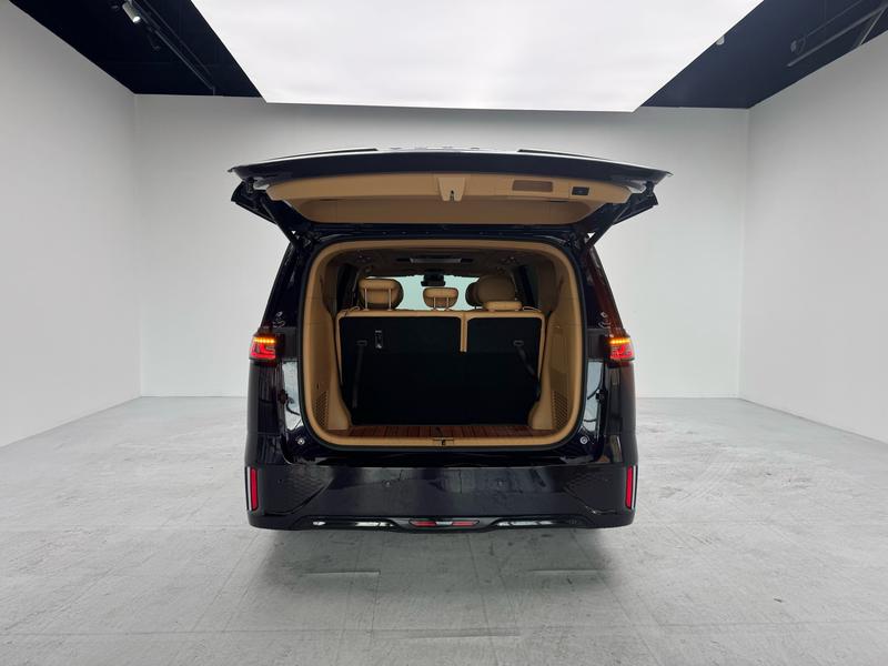 Voyah Lantu Dreamer PHEV 2024