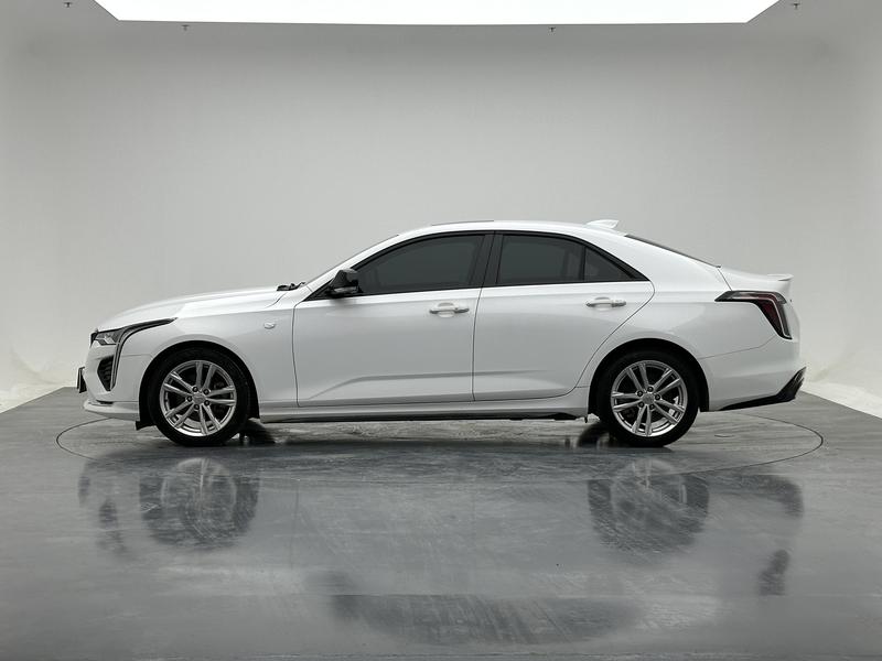Cadillac Cadillac CT4 2021