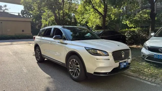 Lincoln Adventurer Facelift 2.0T two-wheel drive exclusive edition