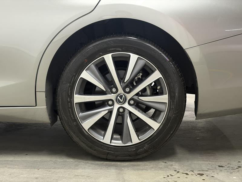 Lexus Lexus ES 2020