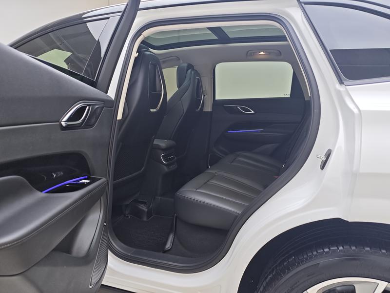 Hongqi Hongqi HS3 2023