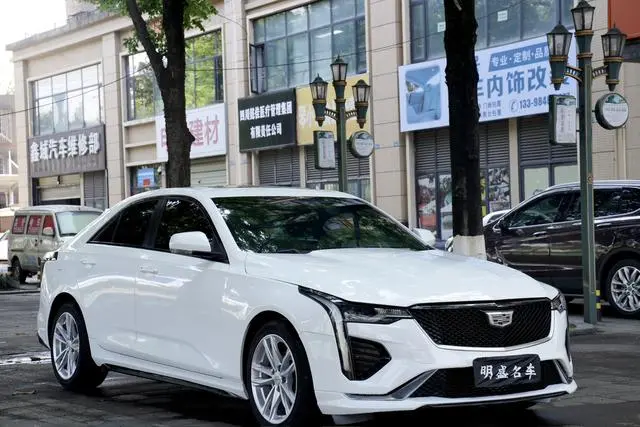 Cadillac Cadillac CT4 28T fashion type