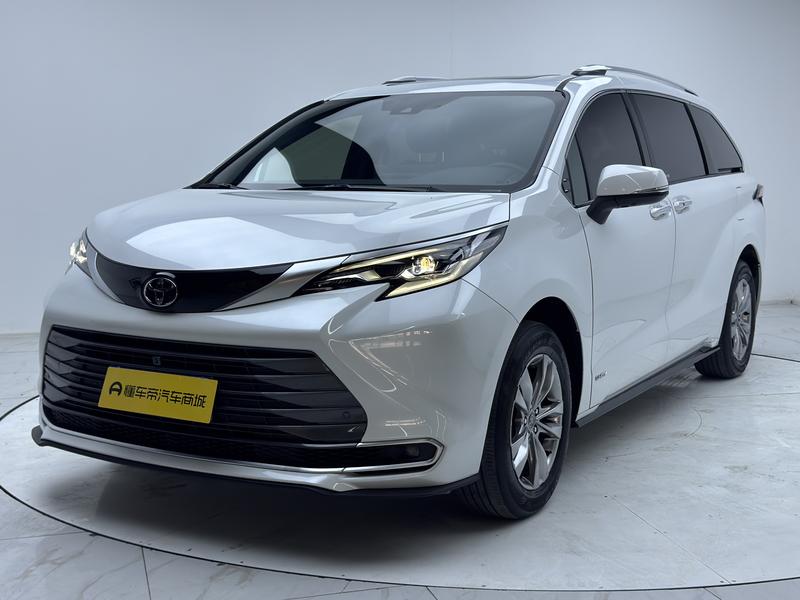 Toyota Sienna 2024