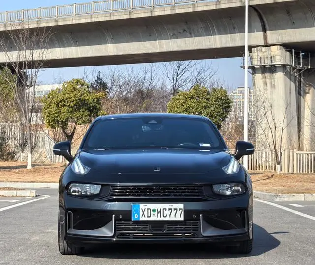 LYNK & CO Lynk 03 1.5TD DCT Jin Pro