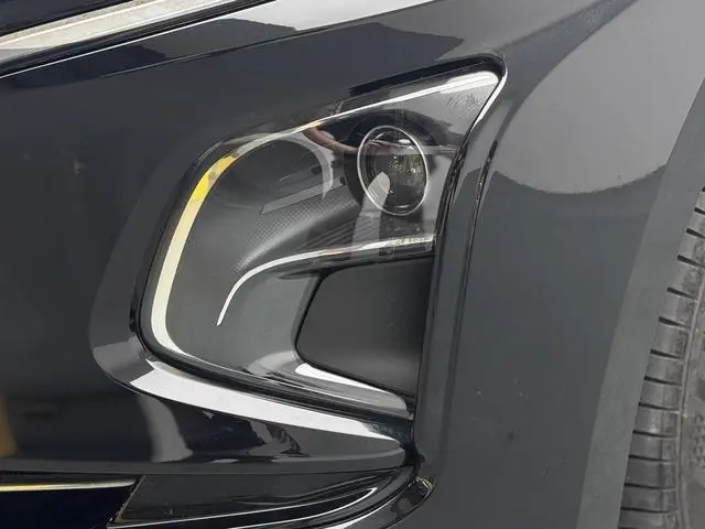 Hongqi Hongqi E-QM5 Facelift basic travel version