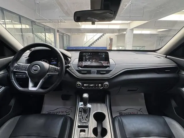 Nissan Teana 2.0 L XL Comfort Edition