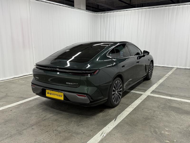 Geely Galaxy Galaxy Star Shine 8 PHEV 2025