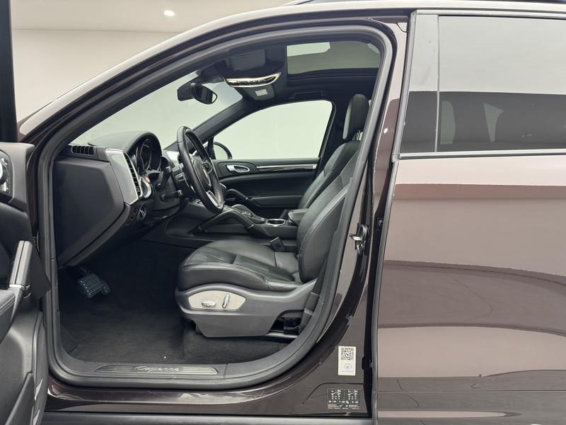 Porsche Cayenne 2016
