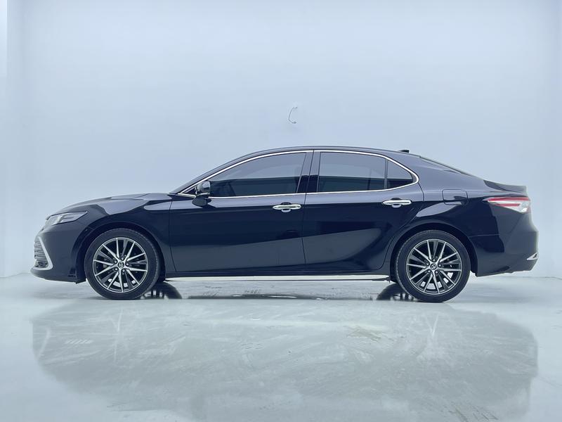 Toyota Camry 2023