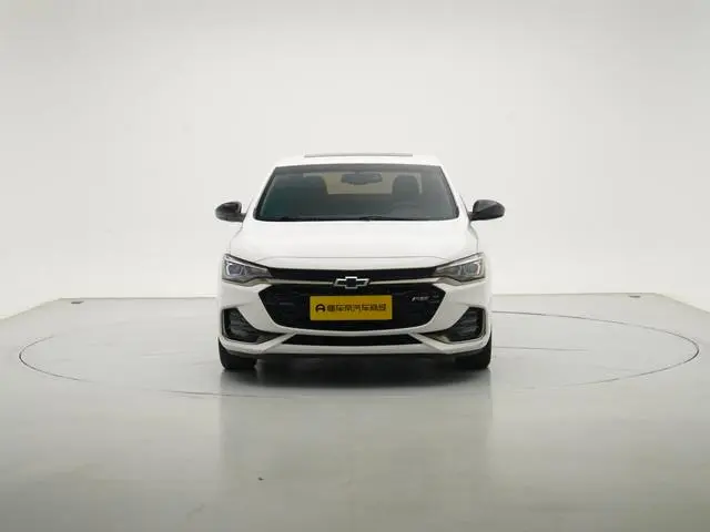 Chevrolet Cruze RS 330T Automatic Fun Version