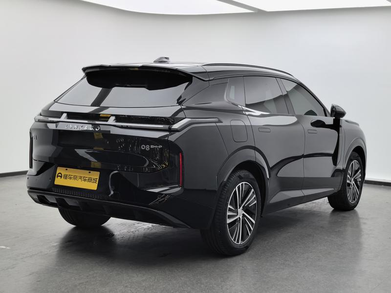 Lynk & Co Lynk&Co 08 EM-P 2023