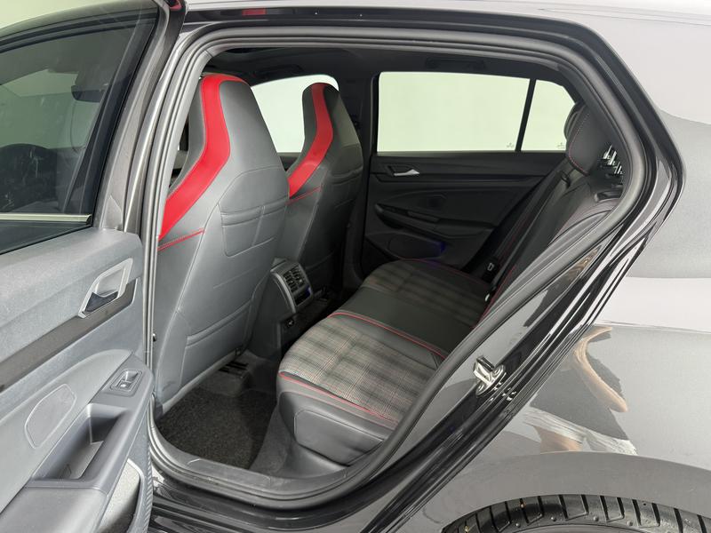 Volkswagen Golf GTI 2021