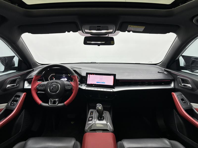 MG MG5 2021