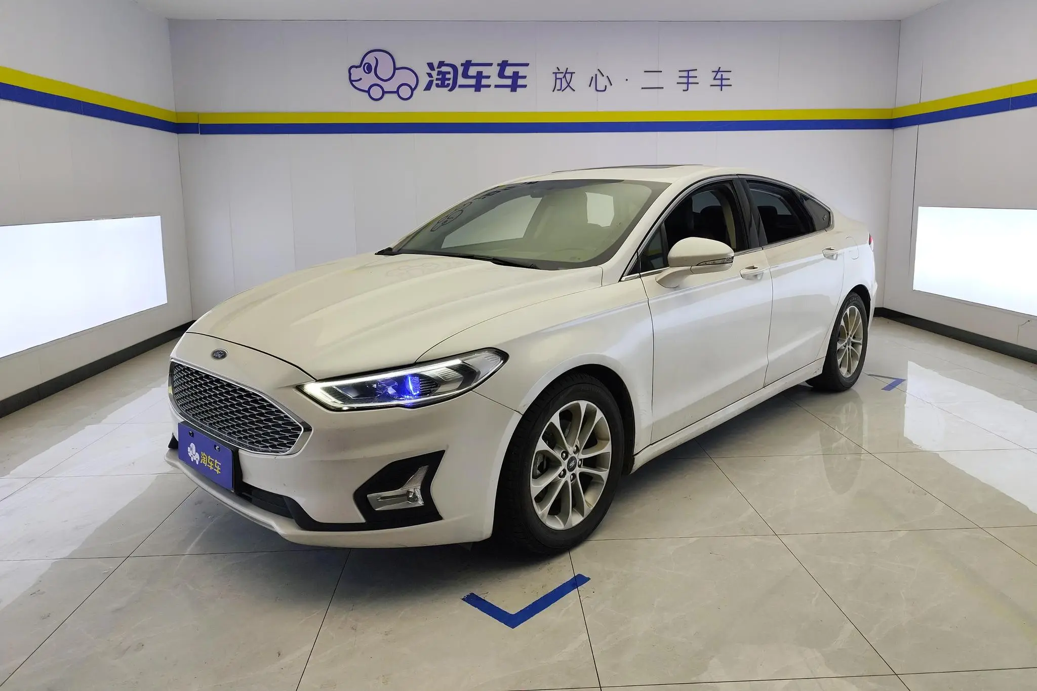 Ford Mondeo EcoBoost 180 fashion type