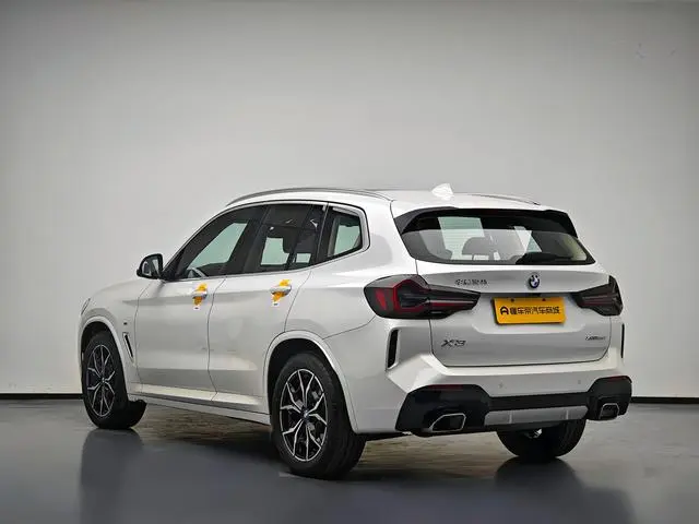 BMW BMW X3 Facelift xDrive25i M sports suit