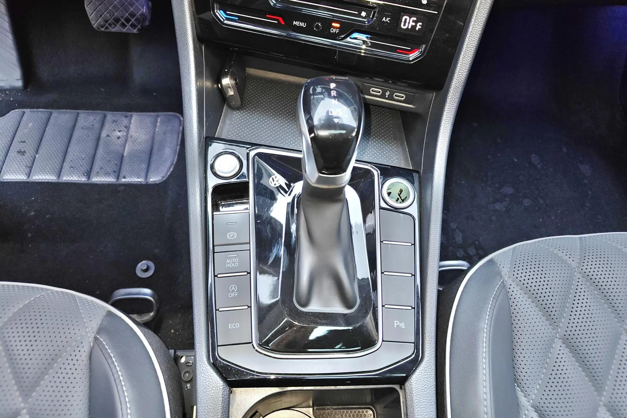 Volkswagen Sagitar 300TSI DSG Beyond Edition