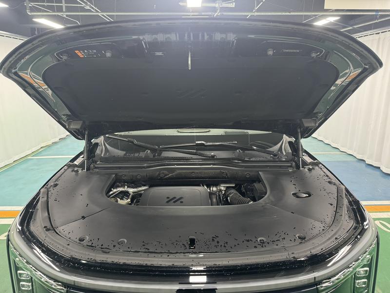 IM Motors IM LS9 2026