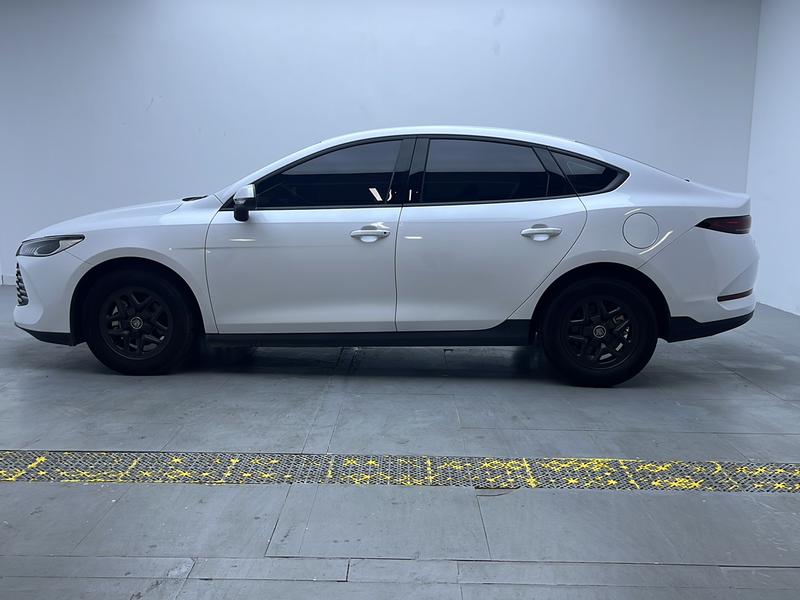 BYD Qin PLUS DM 2025