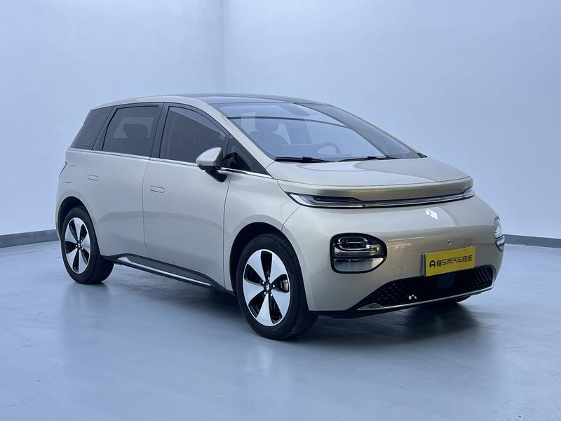 Baojun Yunduo 2023