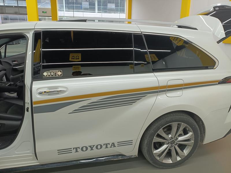 Toyota Sienna 2023