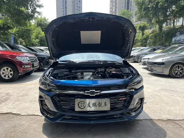 Chevrolet Cruze RS 330T Automatic Fun Version