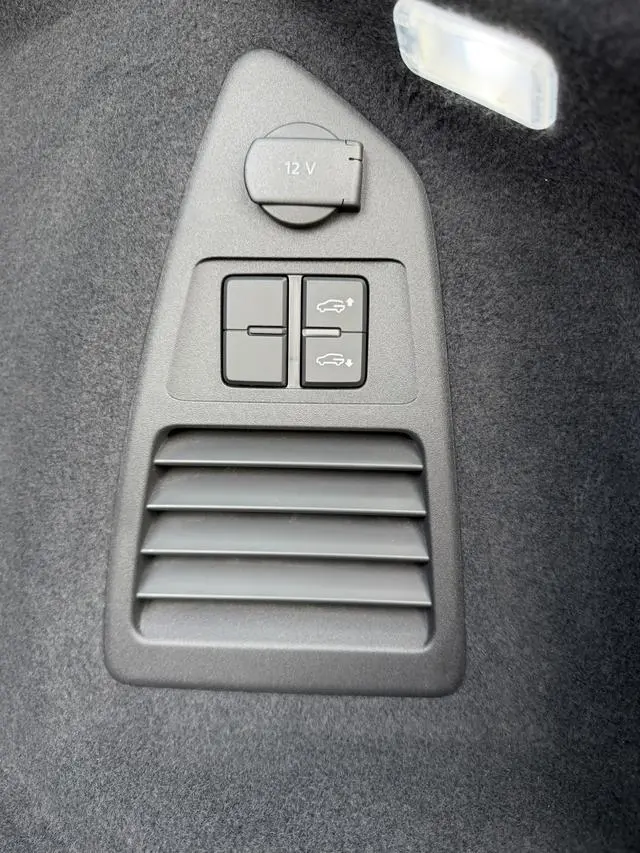 Volkswagen Touareg 3.0 TSI Ruixiang Edition Classic Sports Suit
