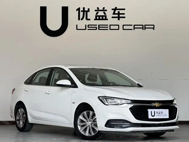 Chevrolet Cruze 320 automatic Enjoy Skylight version