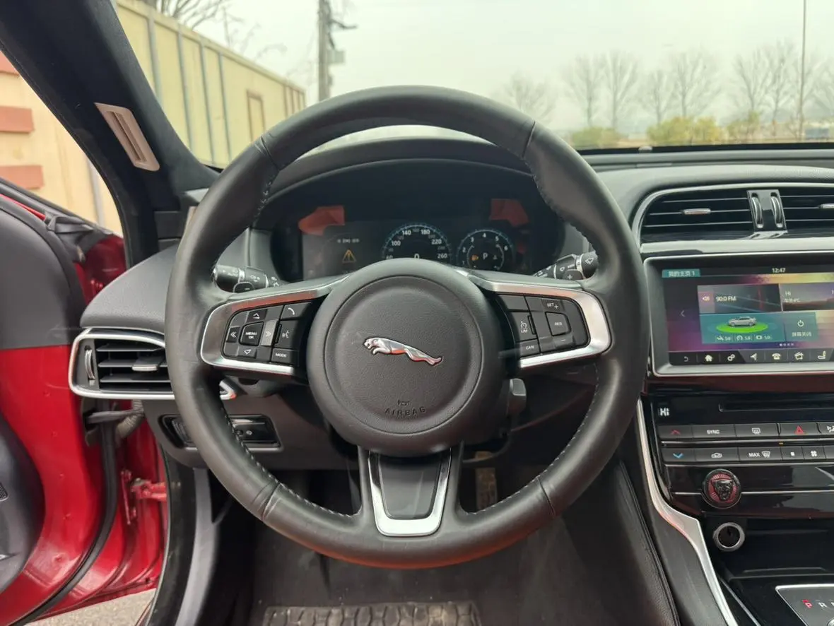 Jaguar Jaguar XEL 2.0T 200PS Premium Edition