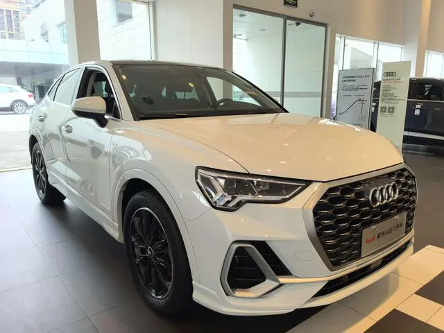 Audi Audi Q3 Sportback 40 TFSI Enjoy Life Edition