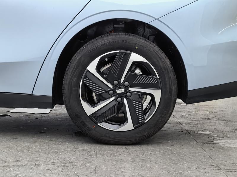 Geely Galaxy Galaxy L6 2025