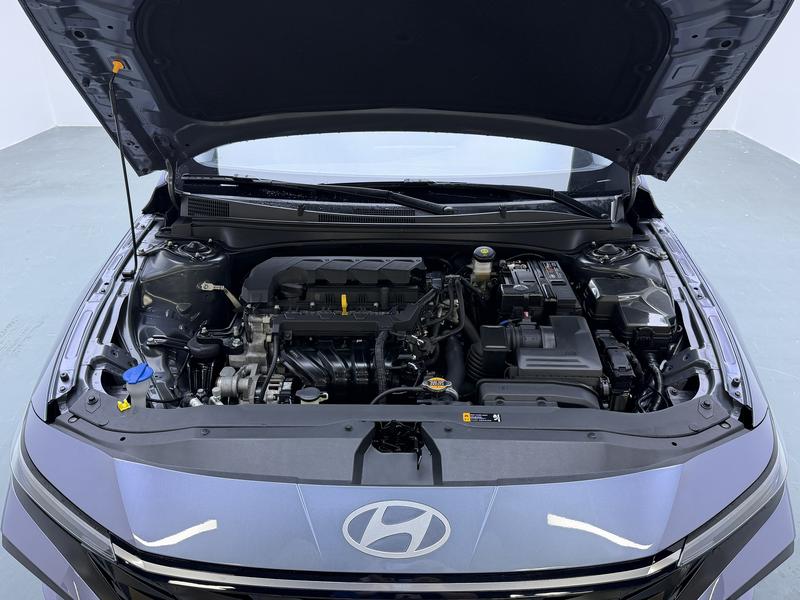 Hyundai Elantra 2023