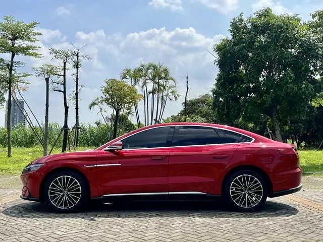 BYD Han EV Standard battery life version Luxury