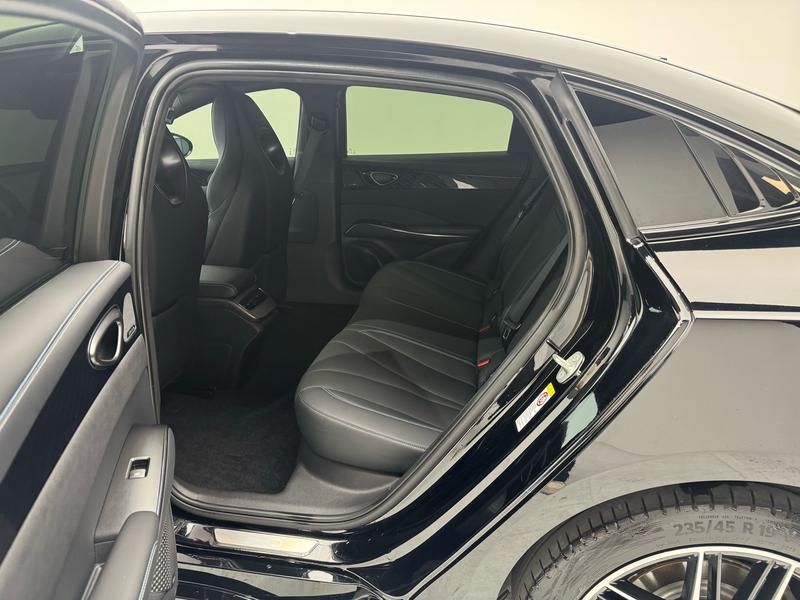 BYD seal 2025