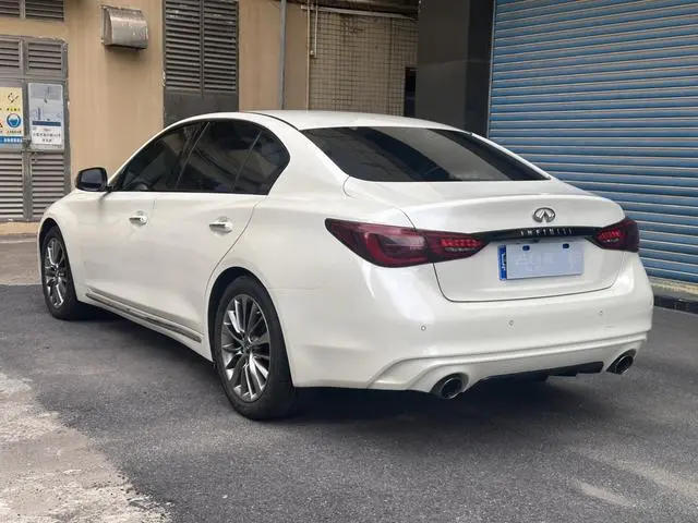 Infiniti Infiniti Q50L 2.0T Yixiang Edition Country V