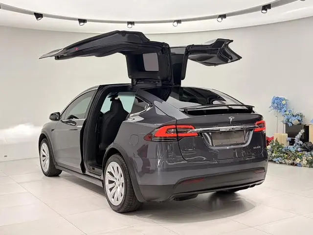 Tesla Model X Performance High Performance Edition