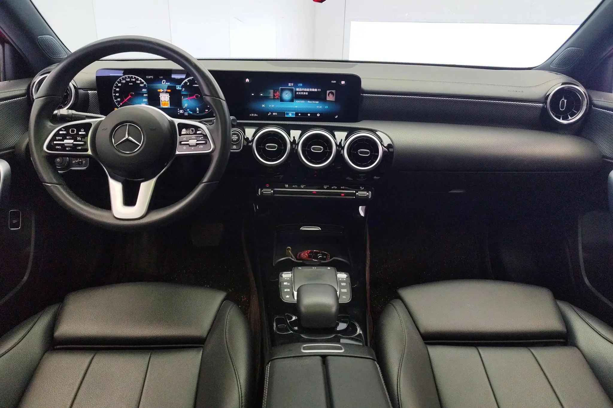 Mercedes-Benz Mercedes-Benz A-class Second facelift A 180 L sports sedan