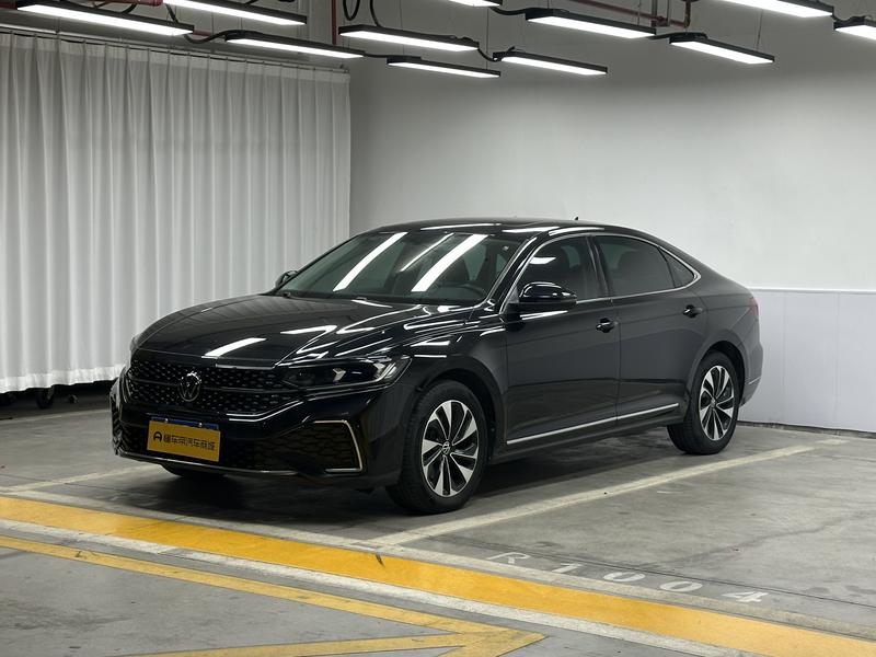 Volkswagen Passat 2023
