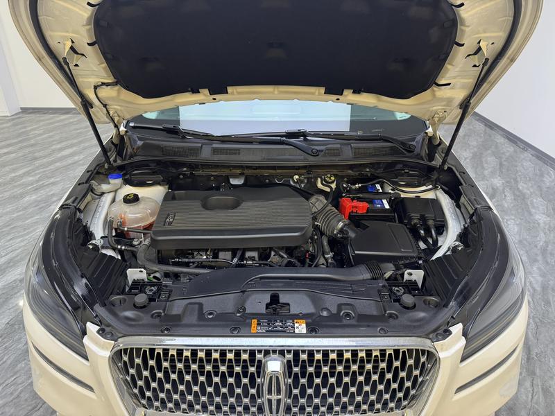 Lincoln adventurer 2022