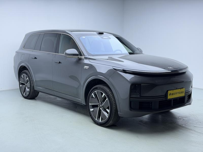 Li Auto Ideal L9 2025