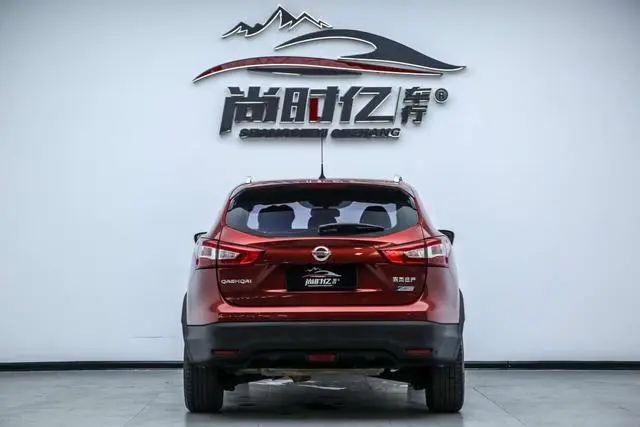 Nissan Qashqai 2.0L CVT Elite Edition Country V