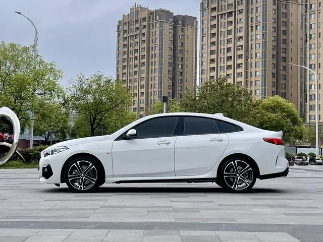 BMW BMW 2 Series (imported) 225i four-door coupe M sports Yao Ye set