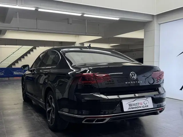 Volkswagen Magotan 2 million commemorative edition 330TSI DSG leading model