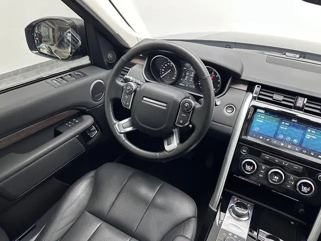 Land Rover discover 3.0 V6 HSE