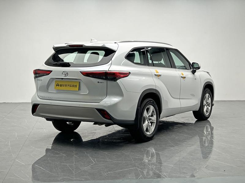 Toyota Highlander 2024