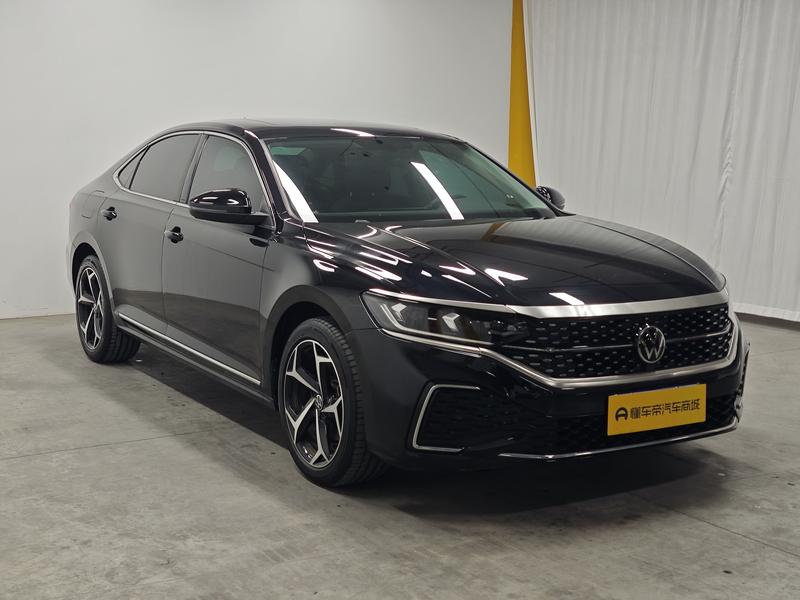 Volkswagen Passat 2025