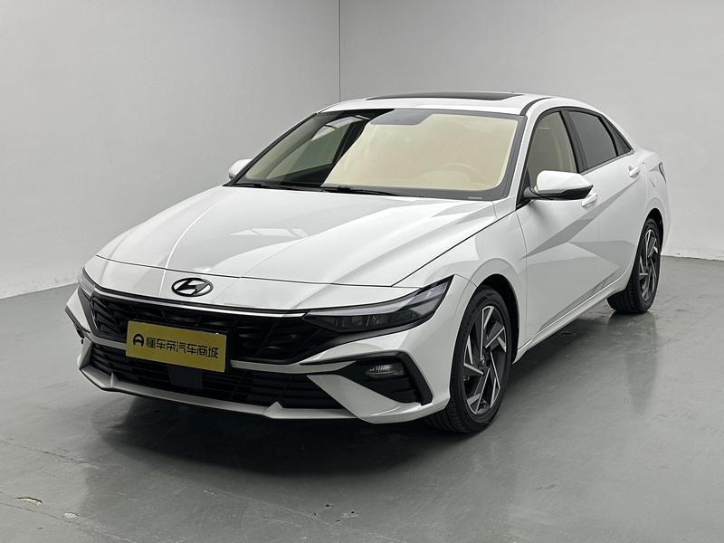 Hyundai Elantra 2023