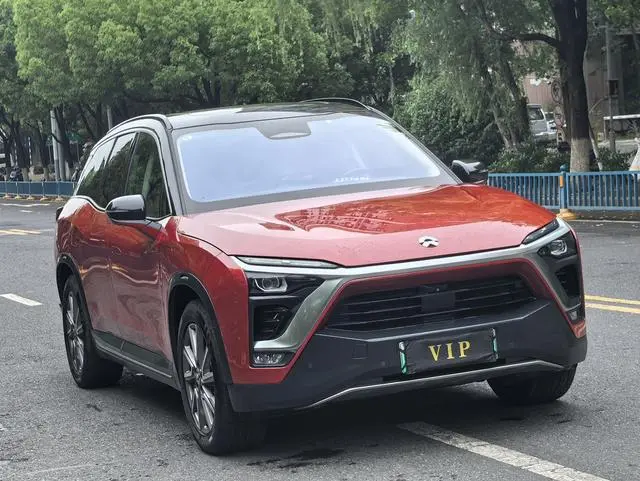 NIO NIO ES8 425KM base version six seats